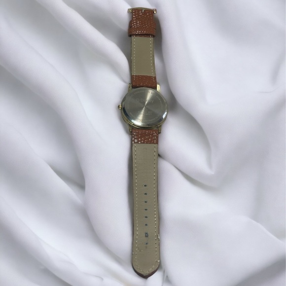 Vintage Disney Winnie the Pooh Watch - Picture 4 of 5